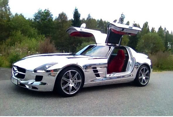 Avery Conform Chrome Vehicle Marking and Wrapping Film